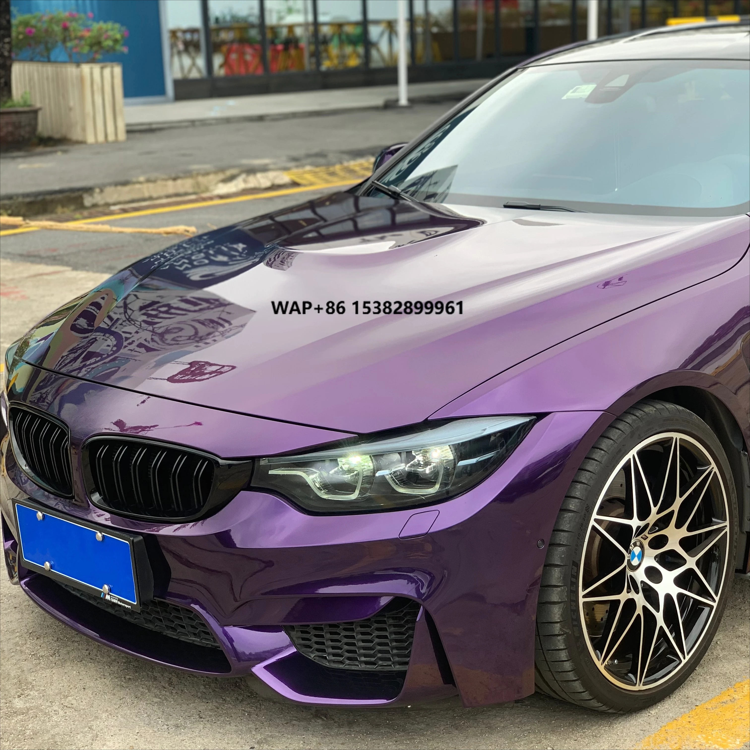 

Популярная виниловая пленка PET Metallic Midnight Purple для наружного применения, с гарантией 3-5 лет, премиум-класса, для декоративной отделки кузова автомобиля.