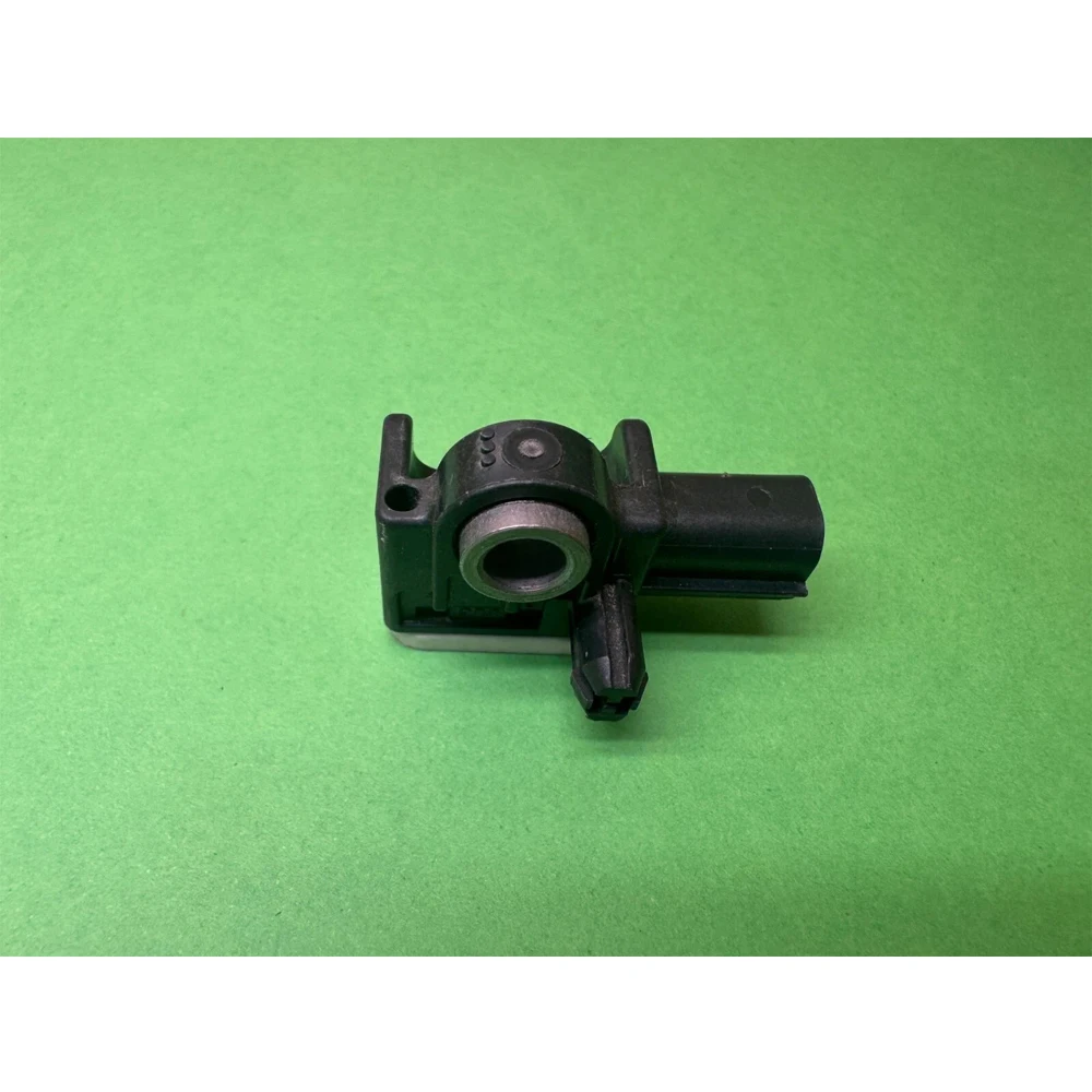 

Collision Sensor CM5T-14B006-AA For Ford Escape Fusion Edge Ford Focus Lincoln CM5T14B006AA