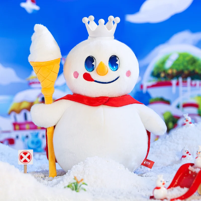 Peluche Originale Mixue Ice Cream & Tea King Snowie con Scettro 30cm, Simpatico Pupazzo Anime Imbottito, Giocattolo Morbido Kawaii, Regalo di Compleanno