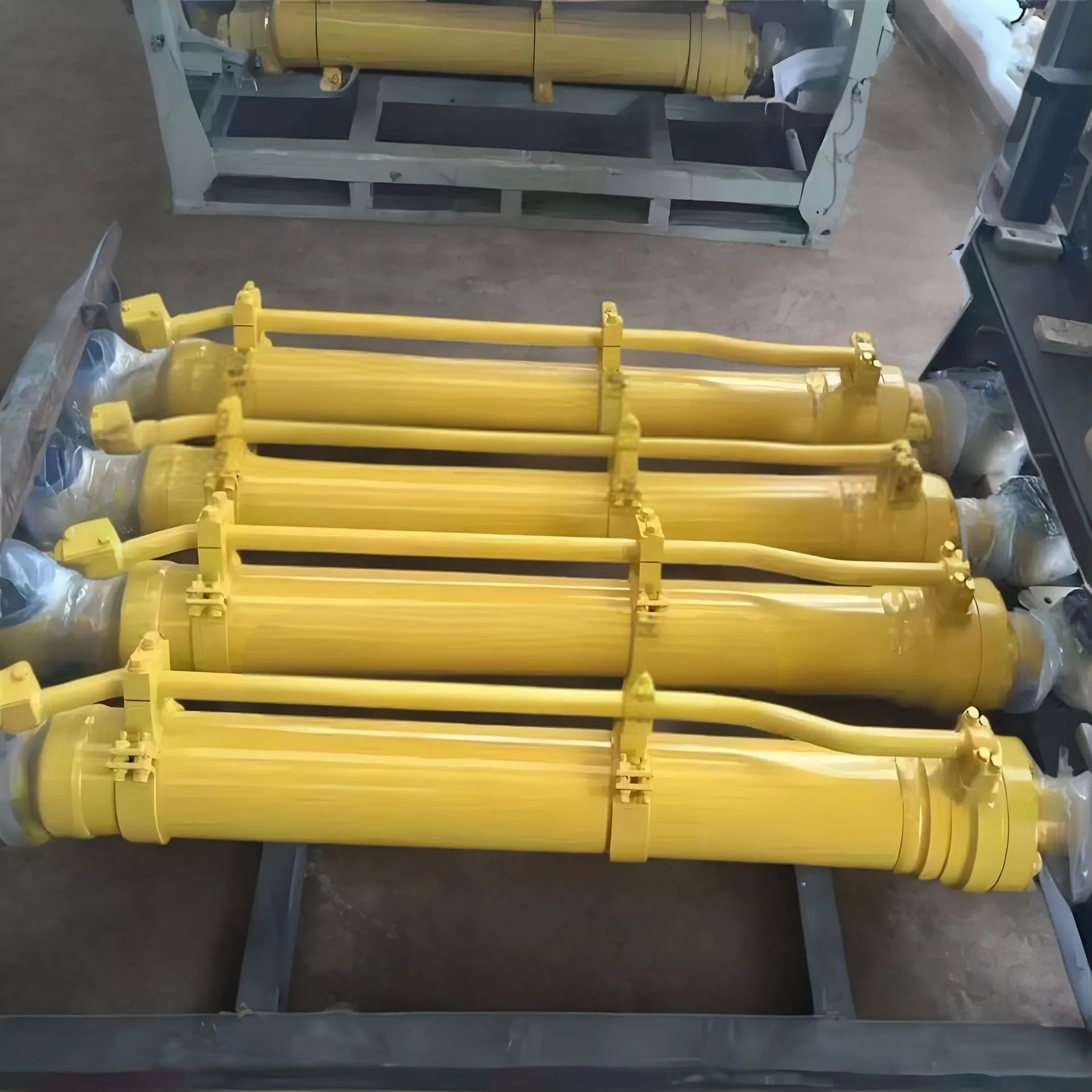 OEM Best Quality D375A D375 Bulldozer Hydraulic Cylinder Ass'y D375A-2 D375A-3 D375A-5 Construction Machinery Hydraulic Parts