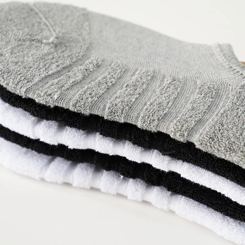 

5 Pairs of Thickened Terry Invisible No-Show Socks in Grey, White and Black with Anti-slip Design