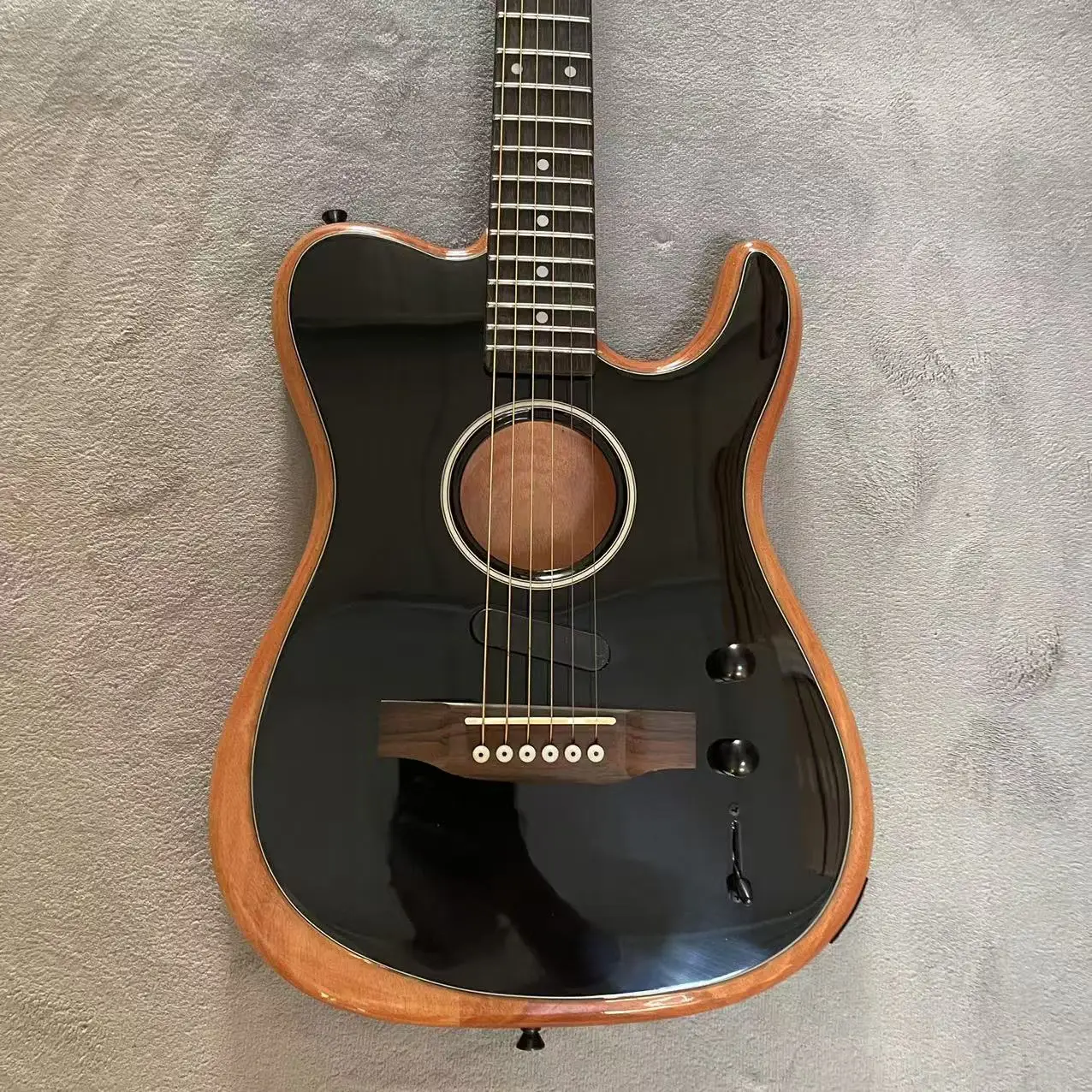 Electric Guitar Half Hollow 6-Chord Electric Guitar, Black Body, Factory Realistic Photo, In Stock, Order and Ship Immediately