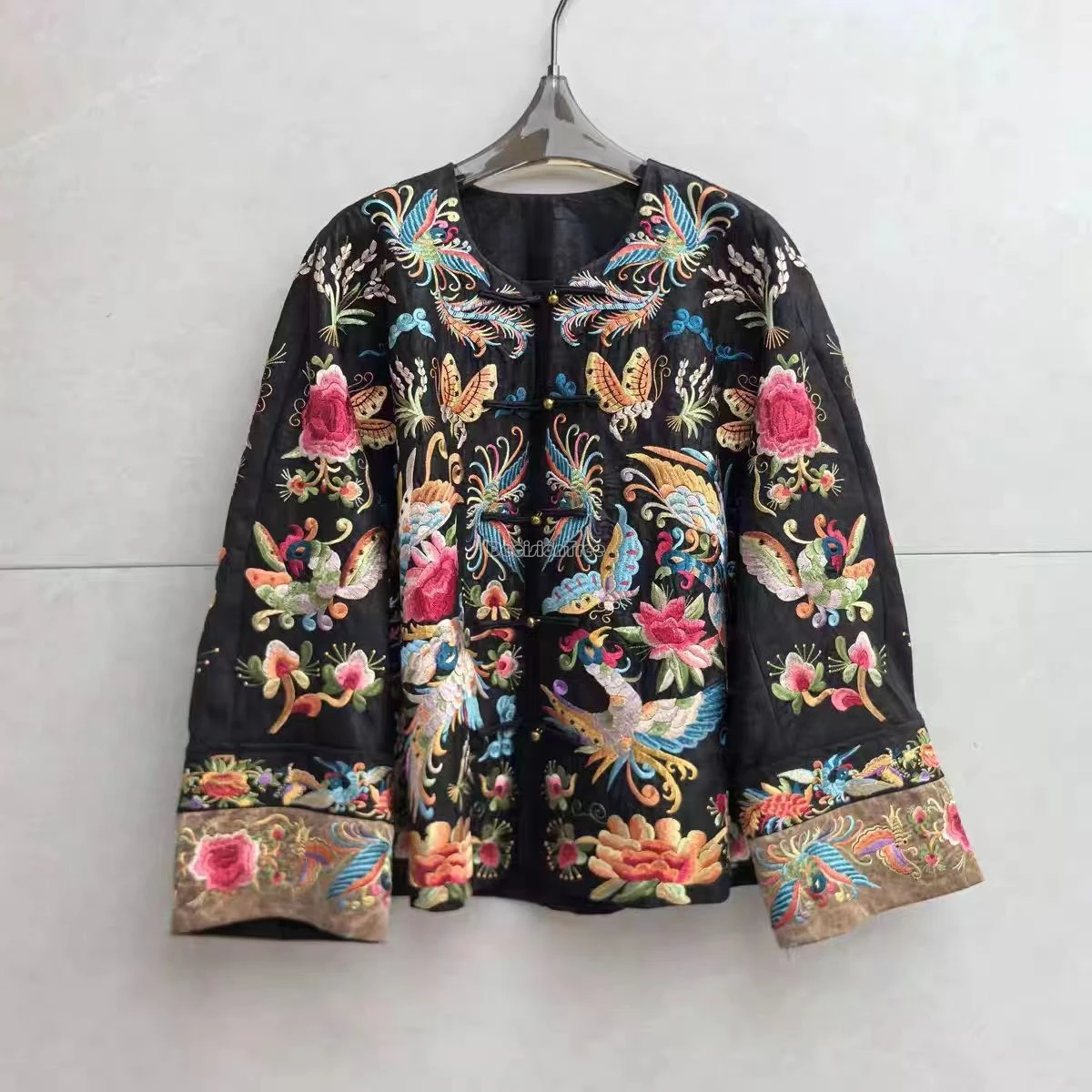 2025 chinesew retro style embroidered tang suit jacket for women's autumn fashion long sleeve cheongsam button loose jacket top