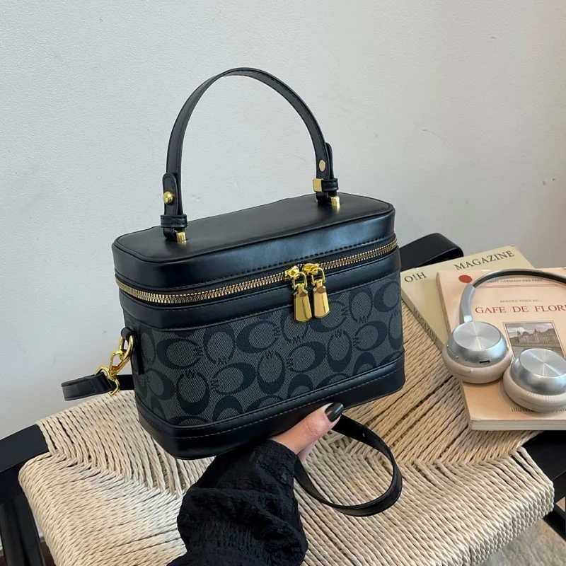 

Classic Monogram Print PU Box Bag, Fashion Double Zipper Cosmetic Handbag With Detachable Shoulder Strap, Versatile Crossbody Ba