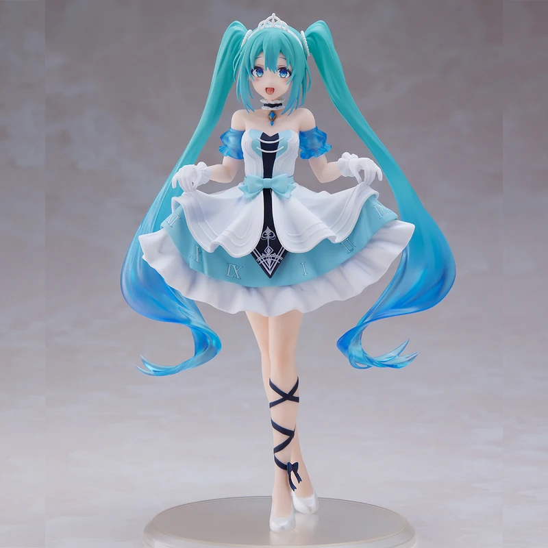 Original TAITO Hatsune Miku Figure Princess Cinderella Heterochromatic 18cm Action Figurines Kawaii Girl PVC Collection Model