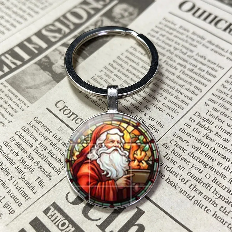 Classic Vintage Keychain Red Suit Santa Stained Glass Art Round Glass Key Holder Pendant