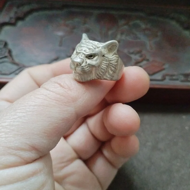 Retro 3D Tiger Head Sculpture Ring Silver Tone Punk Unisex Statement Band Men Women Personality Finger Jewelry
