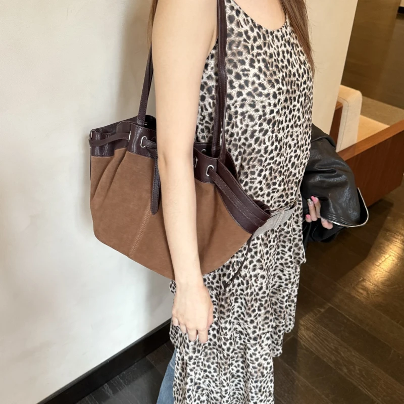 Vintage Spliced Suede Tote Bag for Women Largecapacity Drawstring Hobo Shoulder Bag Retro Contrast Color PU Leather Trim Handbag