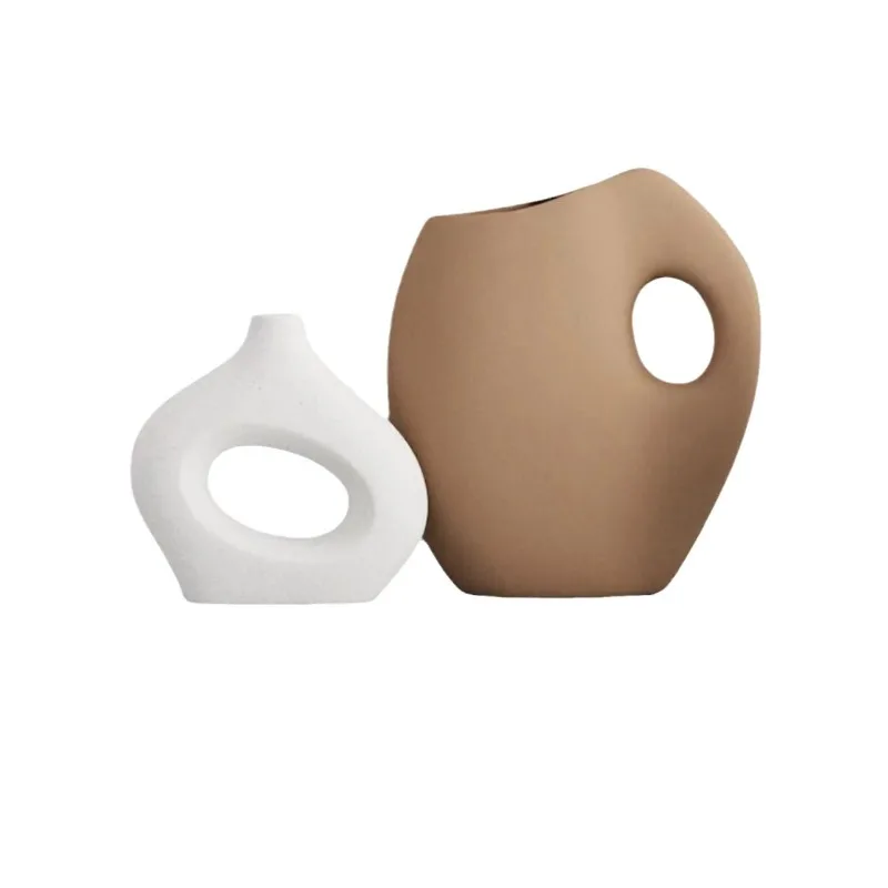 

High-end earth color art soft decoration ornament, light luxury home living room niche ornament