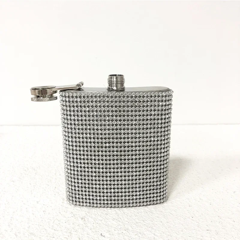 

High Quality Diamond Hip Flask Stainless Steel Portable Alcohol Travel Outdoor Sparkling