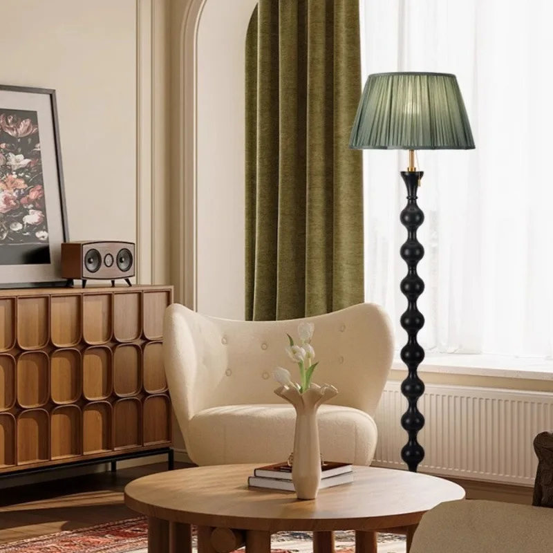 

Floor lamp living room sofa French retro high-end sense medieval wabi-**** wind bedroom bedside lamp floor lamp