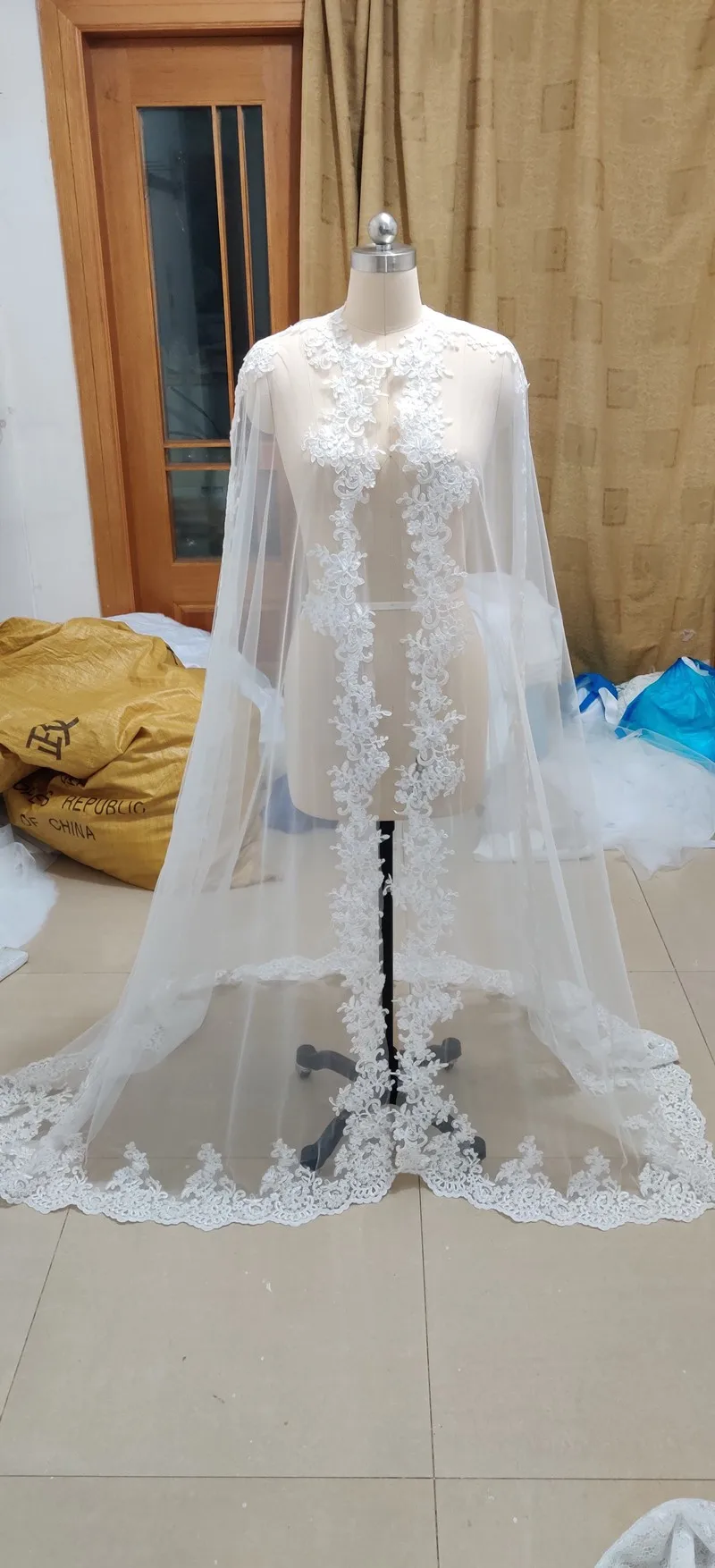 السيدات الدانتيل ملابس خارجية awl رقيقة المعاوضة لوهوين تأثيري غطاء الكتف الاسمية جمع الأبيض طبقة واحدة وزن الريشة #2