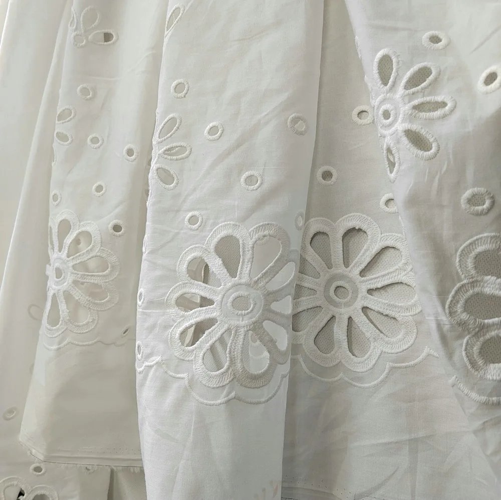 Hoge kwaliteit holle katoenen borduurkantstof, geschikt voor jurken, trouwjurken, kleding, doe-het-zelf materiaal holle bloemstof