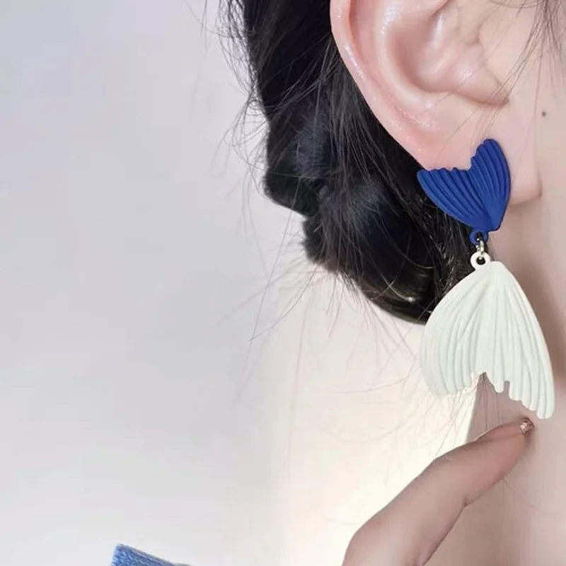 مبالغ فيها شخصية معدنية غير المتماثلة ذيل السمكة وأقراط للنساء الإبداعية لطيف الحيوان القرط حفلة سحر المجوهرات هدية