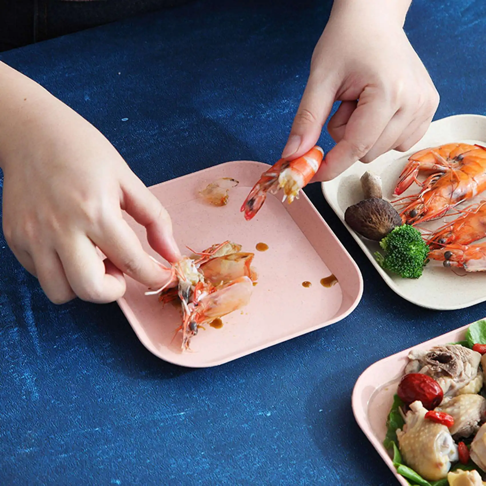 -A25M 4 قطع 15 سم أطباق مربعة من قش القمح خفيفة الوزن وغير قابلة للكسر أطباق أدوات مائدة صغيرة قابلة لإعادة الاستخدام أطباق مربعة