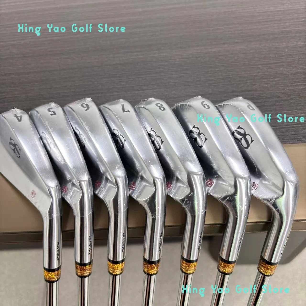 

Men's Golf Clubs silver AS-1 Golf Irons 7pcs 4-9P R/S/SR Flex Steel/Graphite Shaft With Head Covers