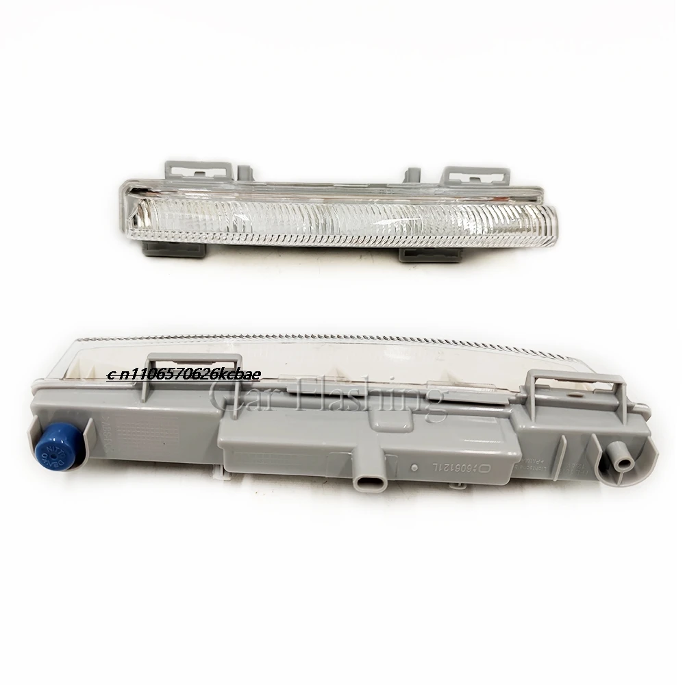 

Left/Right 12V Car Front LED DRL Daytime Running Lamp Fog Light Lamp For Mercedes-Benz W204 W212 C250 C280 C350 E350 A2049068900