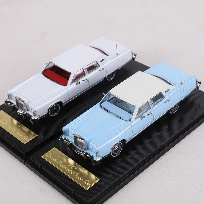 Turning Crush/Sun Star 1:64 1979 Lincoln Continental Town Car Alloy Model Car
