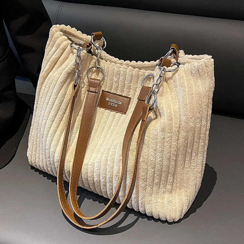 Winter Corduroy women Handbags Travel female chain Shoulder Bag Large Capacity Brand design big totes bolsas Commuting hand bag