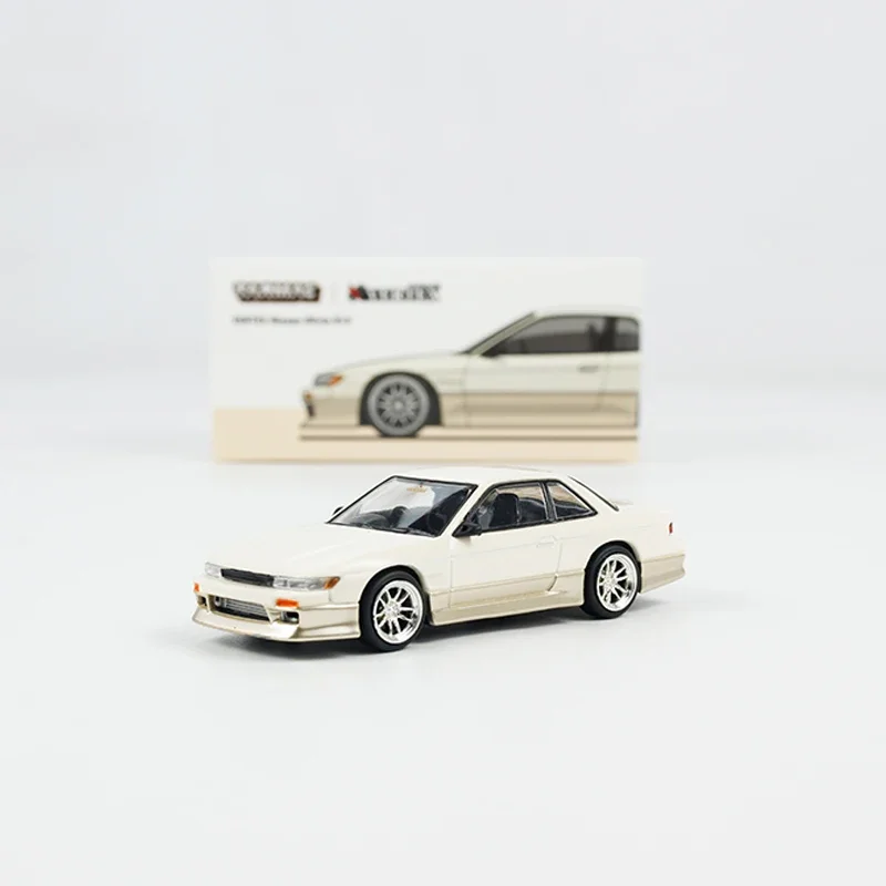 

Tarmac Works 1/64 Model Car Silvia S13 Alloy Vehicle Collection -White Gold