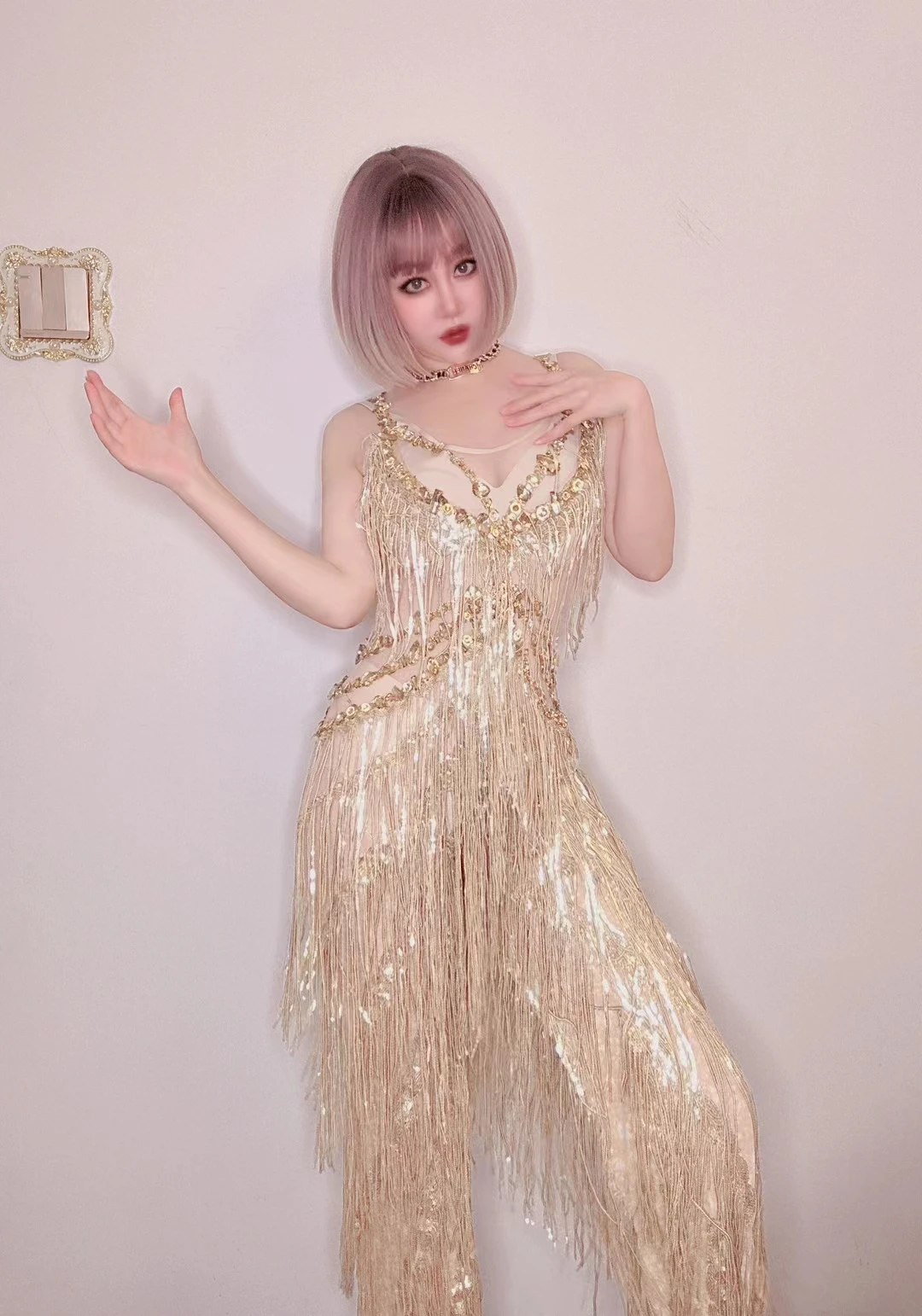 

Sexy Stage Sparkly Gold Sequins RhinestonesRompers Women Sleeveless Jumpsuit BirthdayOutfit Singer Dancer PerformanceCostumeB017