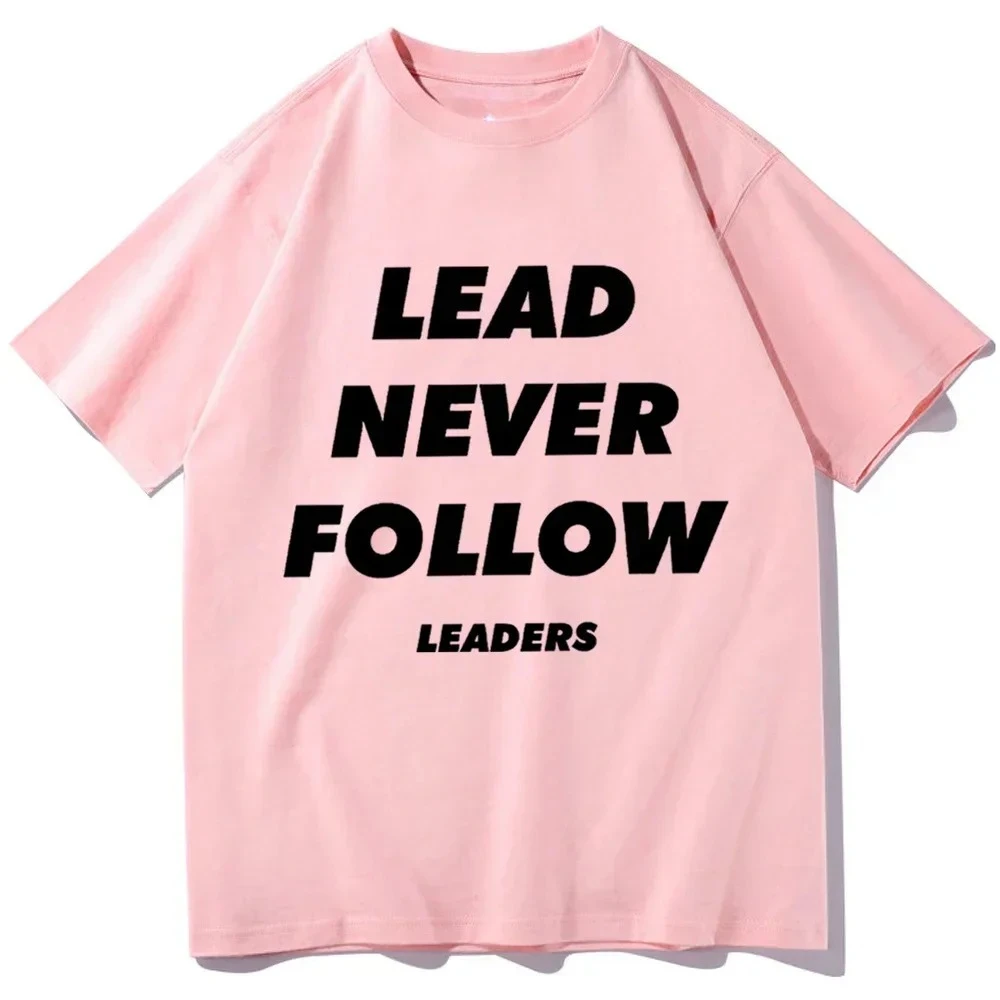 تي شيرت نسائي من Chief Keef Lead Never Follow Lead مطبوع عليه Four Seasons برقبة دائرية وأكمام قصيرة