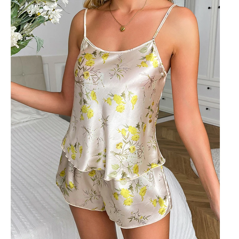 

Pyjamas Women Imitated Silk Sleepwear Pajama Set Printed Suspenders Shorts S M L Home Wear Comfortable Summer Pajamas Nightwear