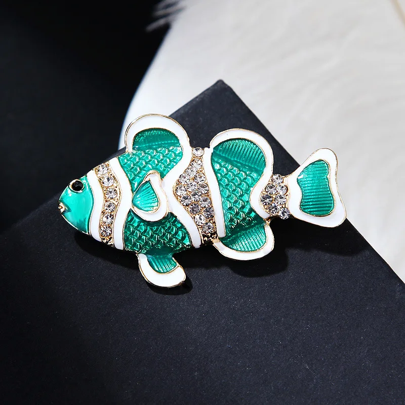 Ingelegde Strass Tropische Oceaan Clownvis Broches Voor Vrouwen Trendy Charme Kleurrijke Vis Dier Broche Spelden Kleding Accessoires