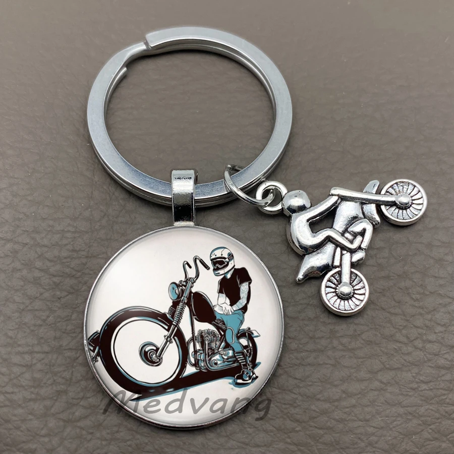 Retro motorcycle keychain pendant Convex glass key chain Knight keyring Motorcycle enthusiasts Motorcycle key keyholder Jewelry