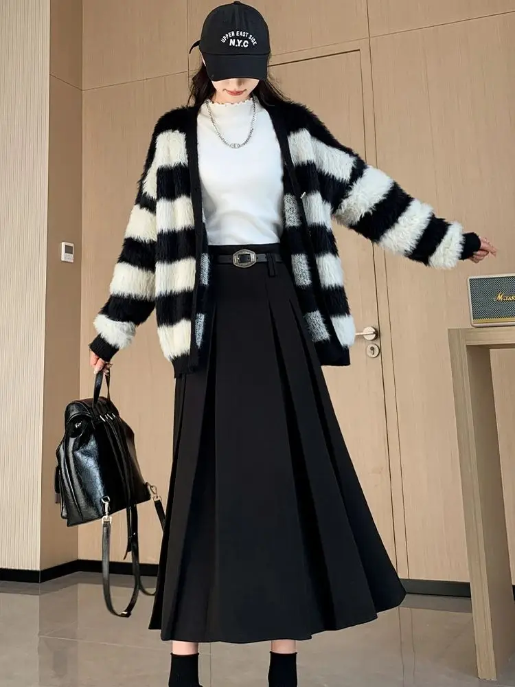College Style Solid Color Woolen Half Skirt Slim Fit Mid Length A-line Skirt Pleated Berkeley Half Skirt 2024 Autumn/Winter New