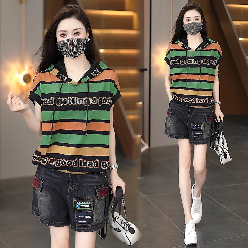 

plus Size Women's Slimming Fashion Set Short Sleeve Top Denim Shorts Two Piece Set Spring Summer New Style Casual Artistic