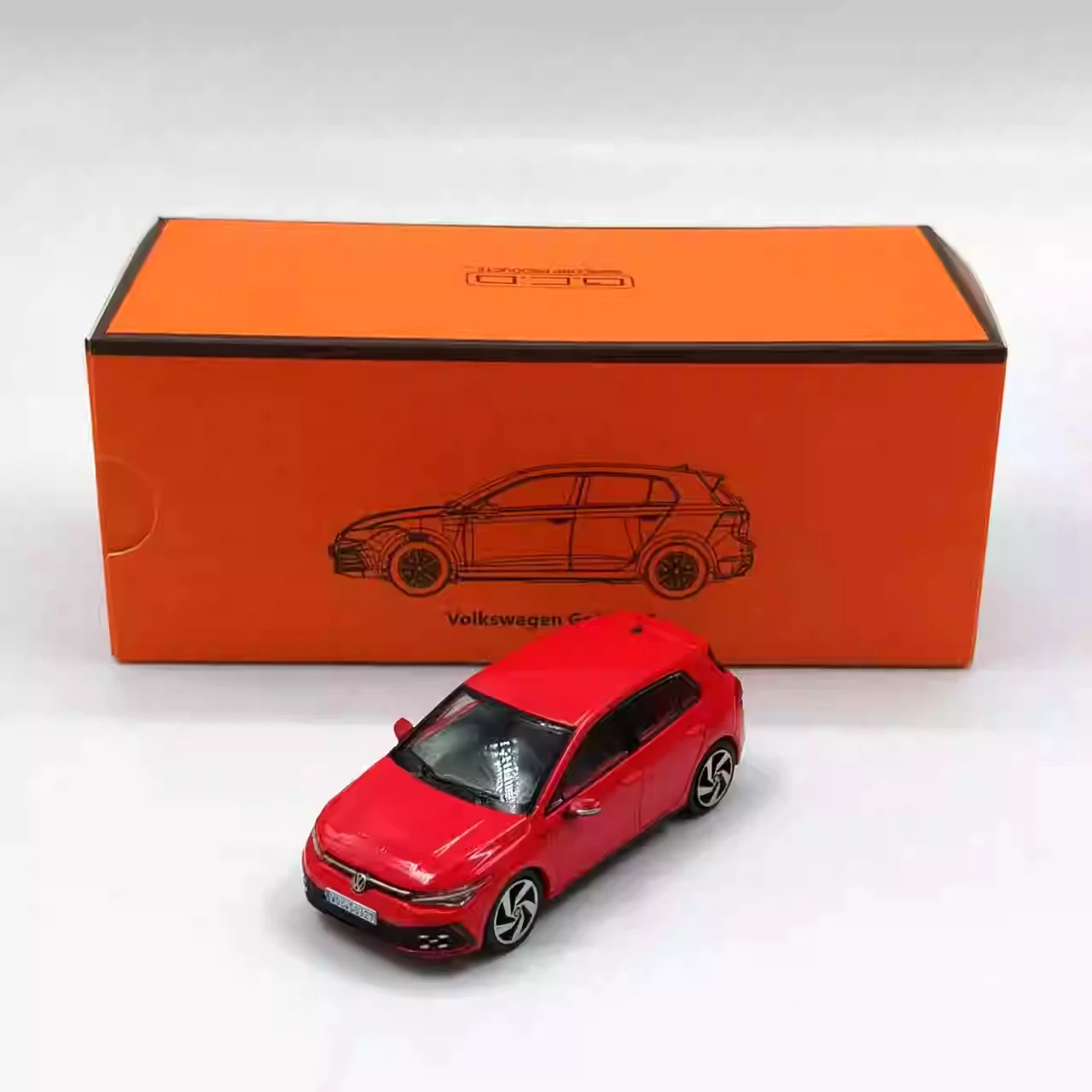 GCD 1:64 Golf GTI MK8 coche de aleación fundido a presión y vehículos de juguete modelo de coche modelo a escala en miniatura coche de juguete para niños