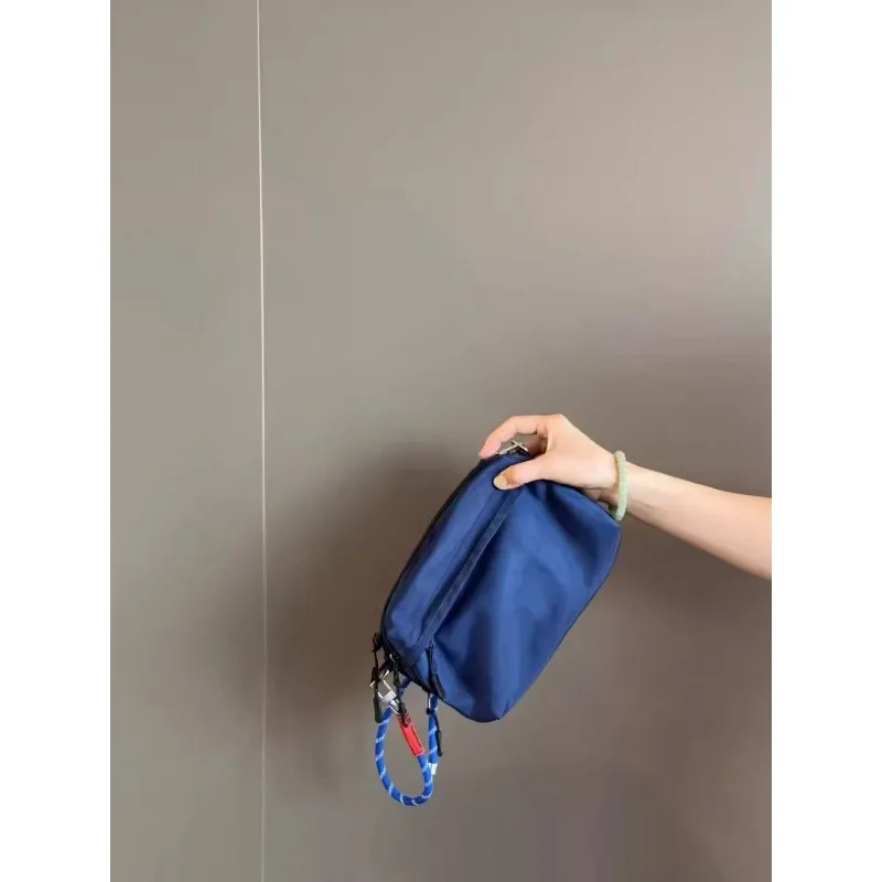 2025 طراز ياباني جديد، كاجوال وخفيف الوزن، نايلون متعدد الاستخدامات، حقيبة كروس بكتف واحد، حقيبة كاميرا دوبامين