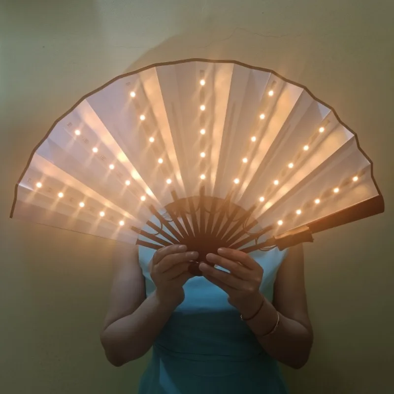 قابلة للشحن LED تضيء مروحة قابلة للطي التحكم عن بعد متعدد الألوان توهج لوازم الحفلات النادي الليلي الهذيان الرقص الأداء الهتاف #3