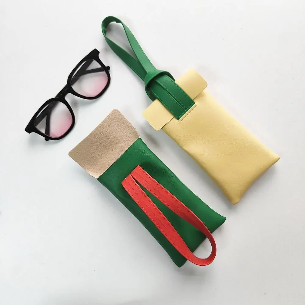 

Fashion PU Leather Glasses Storage Pouch With Wristband Color-Block Sunglasses Bag Anti-Scratch Hanging Glasses Case