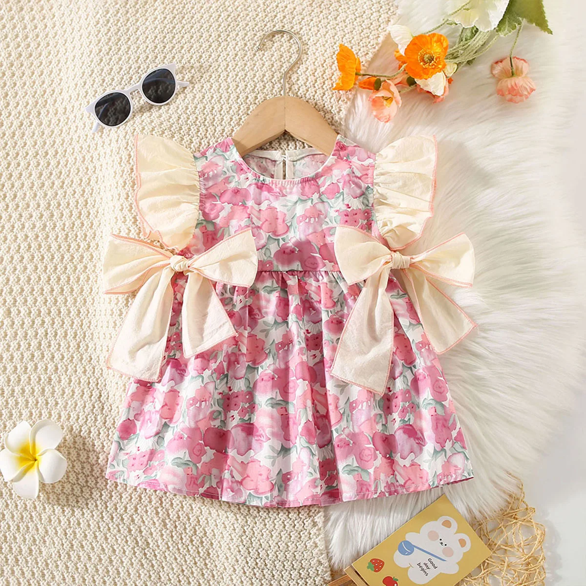 Summer New Girl's Sweet and Fashionable Fragmented Flower Waist Tied Bow Tie Flying Sleeves Tank Top Skirt