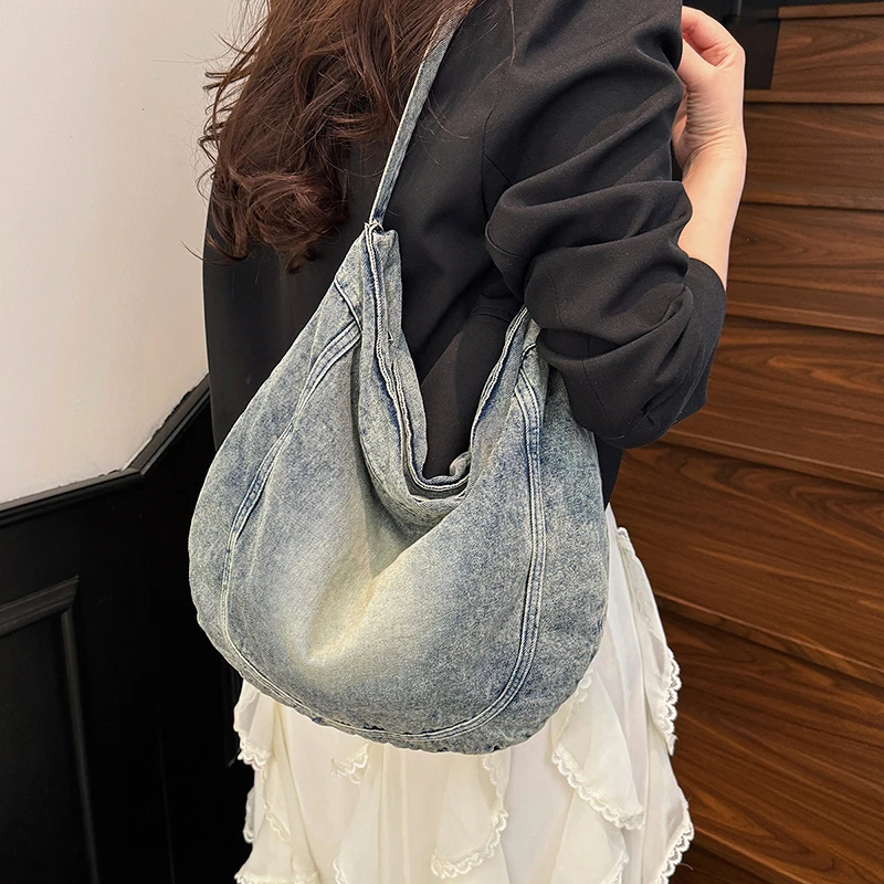 

Простые джинсовые повседневные сумки через плечо большой вместимости для молодежи, модные сумки 2025 года с одной молнией, классический стиль, для женщин, для поездок на работу