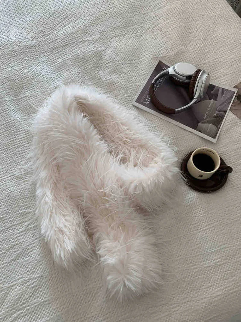 Korean Designer Runway Style Thick Scarf Fashionable Plush Long Strip Scarf Women\'s Imitation Mink Fur Y2K Girl Scarf for Warm