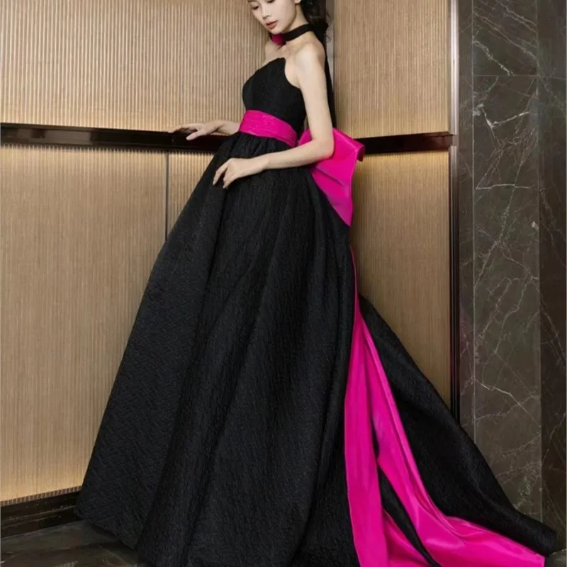 

Black new banquet strapless host light luxury minority dress