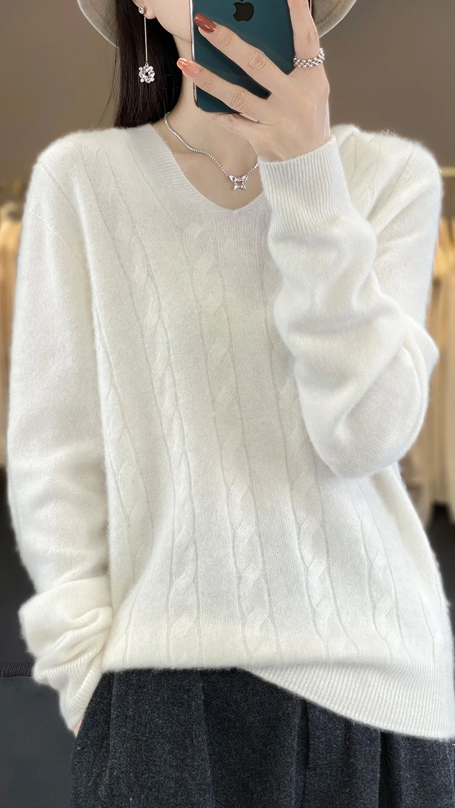 Suéter de lana pura con cuello en V para mujer, de torceduras de masa frita Sudadera con capucha, suéter suelto, top suelto, suave y encerado, otoño e invierno, nuevo