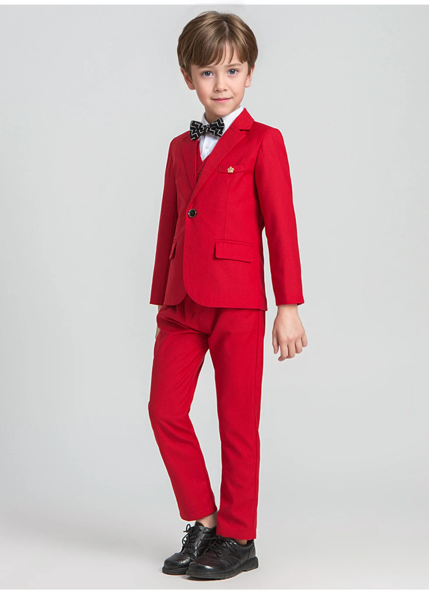 Boys Elegant Red 4Pieces Wedding Suit With Jacket Vest Pants Bowtie Kids Formal Outfit Suit For Piano Host Speech Performance