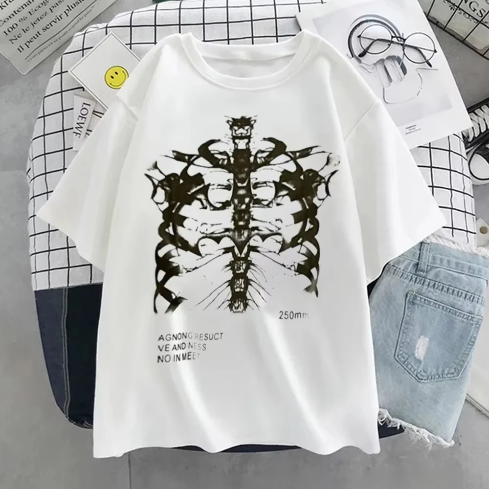 2026 New Gothic Y2K Streetwear T Shirt Men Purple Skeleton Rib Cage Print Casual Cotton Oversized Tops for Outdoor Activities