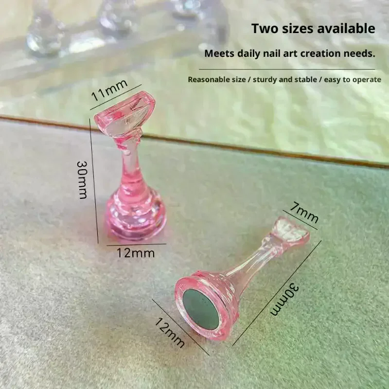 5Pcs Nail Practice Chess 3cm Elevated Acrylic Magnetic Training Practice Nail Tips Stand Wearable Nail Display Rack Nail Tool
