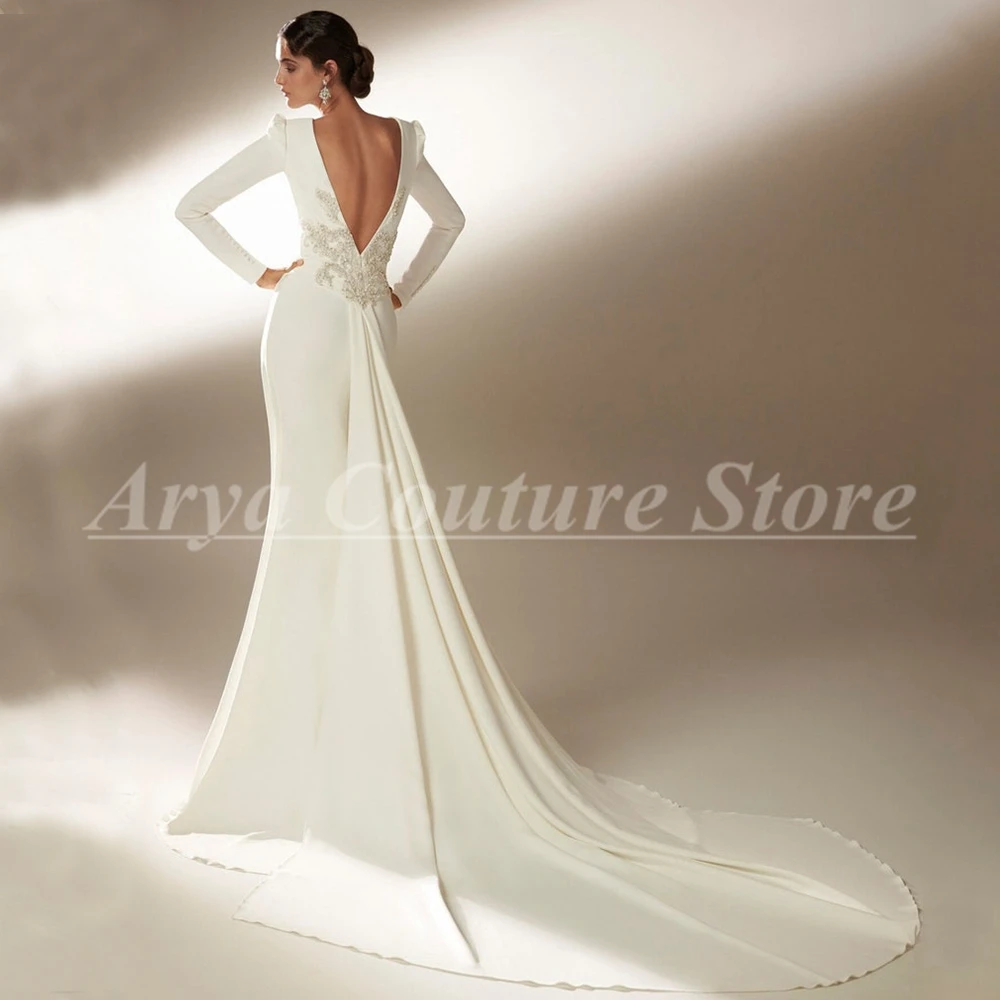 Elegant Long Sleeve Mermaid Wedding Dress with Pleat Floor Length Bridal Sexy Open Back Applique Delicate Customized Bride Gowns