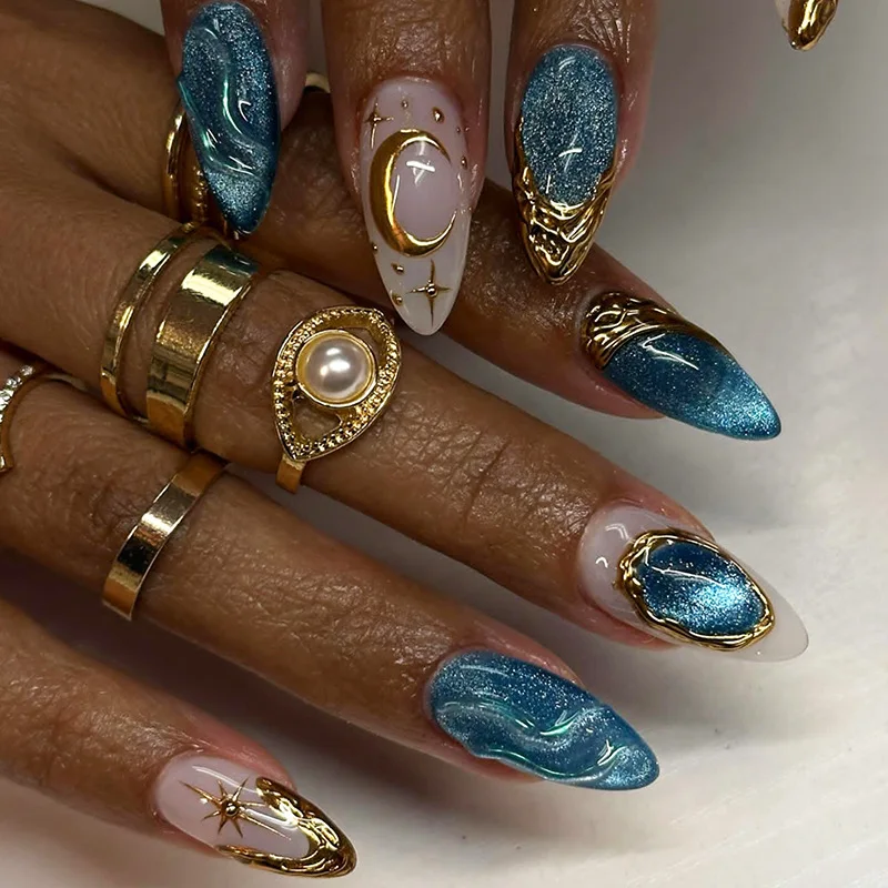 24 Stück Romantische Y2k Stern Press On Nails Farbverlauf Blau Französischer Stil Gold Mond Designs Fake Nail Süße Mandel Falsche Nägel für Frauen