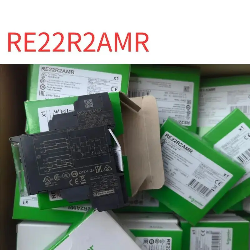 Brand-new RE22R2AMR time relay Fast Shipping