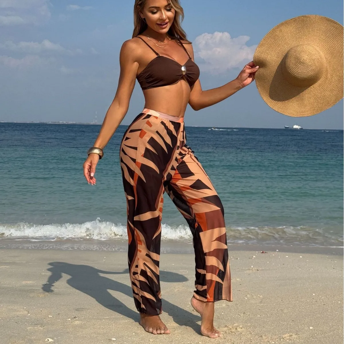 

New Summer Women's Sexy and Fashionable Beach Vacation Solid Color Three Piece Swimsuit Set