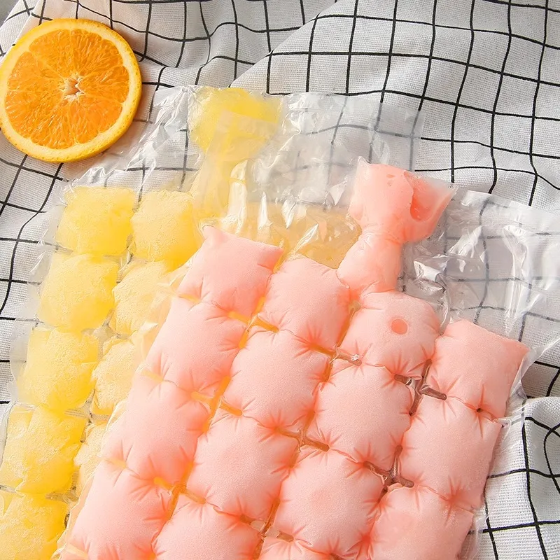 

Disposable self-sealing ice pack