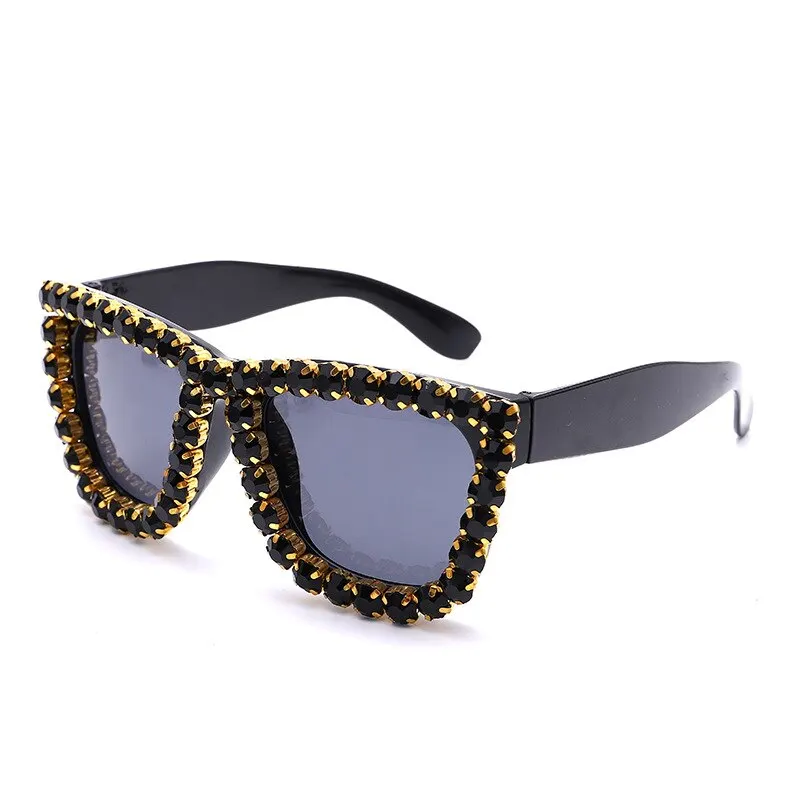 Oversized Rhinestone Frame Square Sunglasses Ladies Diamond Glasses Brand Designer Fashion Sun Glasses UV400 Shades for Women