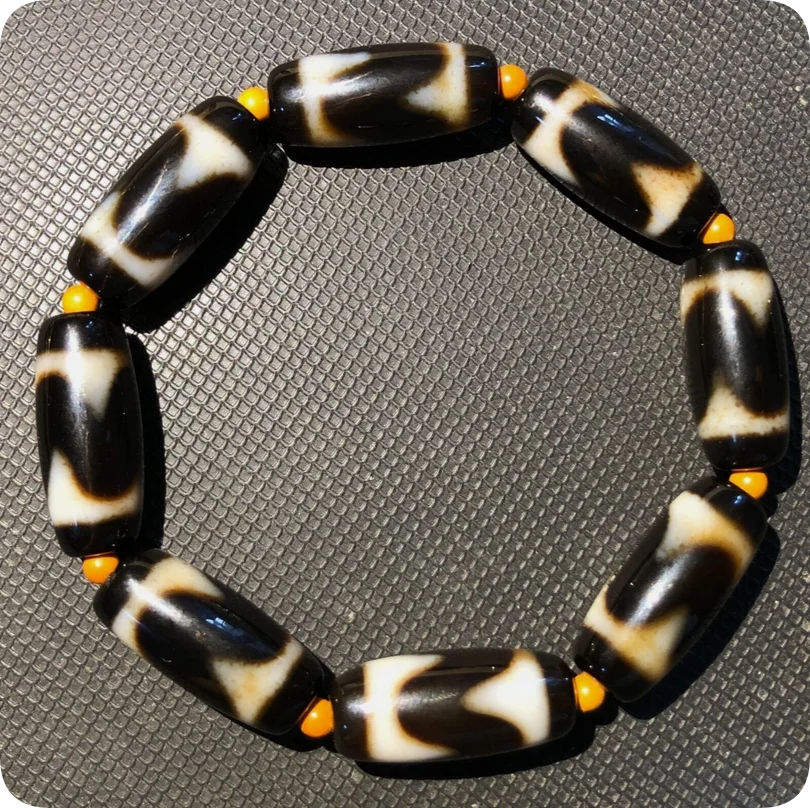 Energy Tibetan Old Agate Tiger teeth Totem dZi Bead Amulet bracelet10-11*24-25mm